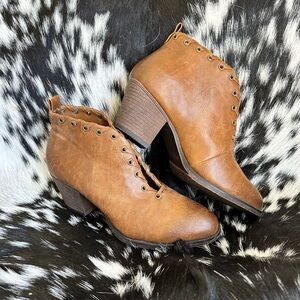 Never worn brown size 10 booties.